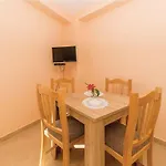 Apartamento Old Grandfather's House Banj